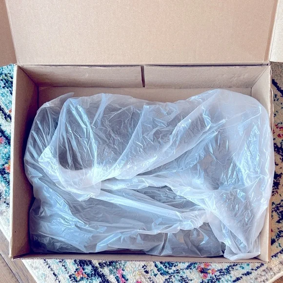 OVERLAND Women’s DANA 13” Hand Crafted Leather Riding Boot - Picture 11 of 16